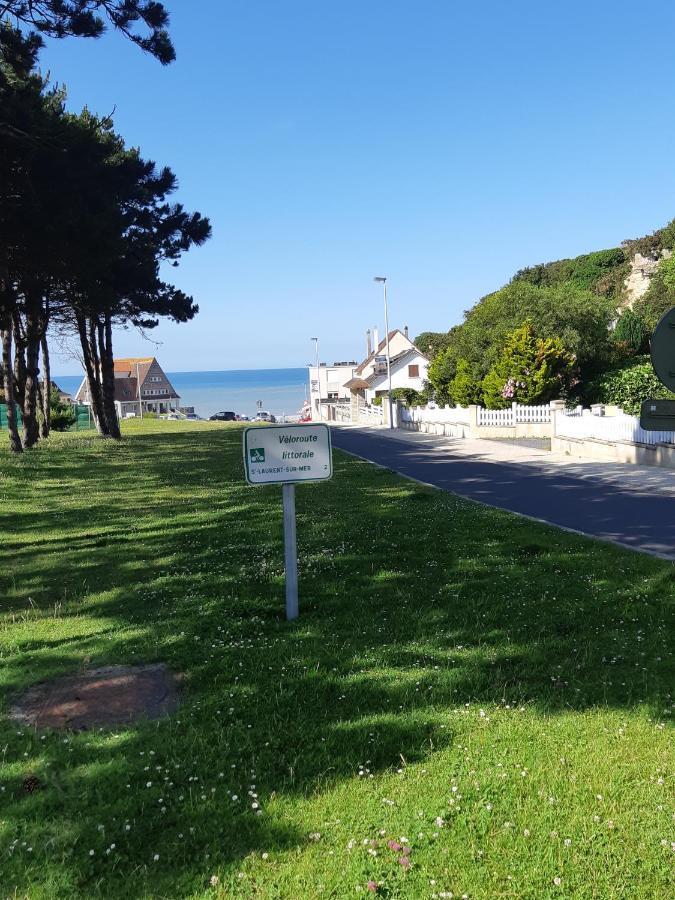 Maison avec jardin, près plages du débarquement, table ping pong, à 800 m d' Omaha beach adaptée jeunes enfants Vierville-sur-Mer Esterno foto